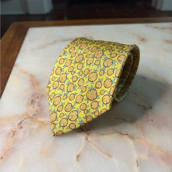 Hermes 100% Silk Yellow Tree Stump Design Tie - Picture 1 of 3